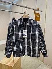 burbery page 1 t (100)