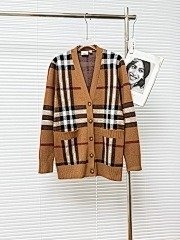 burbery page 1 t (66)