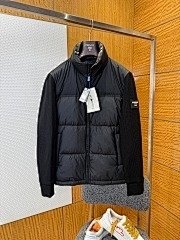 burbery page 1 t (98)