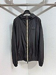 burbery page 2 t (105)