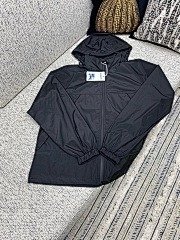 burbery page 2 t (116)