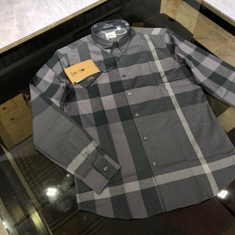 burbery page 2 t (2)