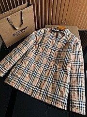 burbery page 2 t (68)