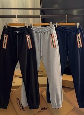 burbery page 3 t (8)