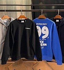 burbery page 3 t (9)