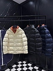 old money 1 t (84)