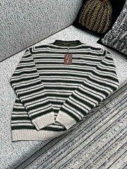 old money 1 t (86)