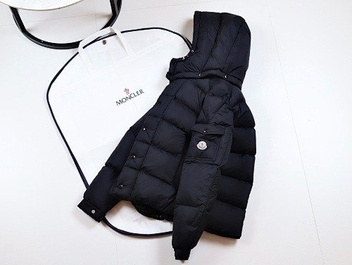 prada page 1 top (19)